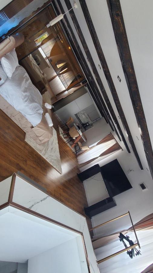 Flux Studios Apart 2 Oradea Ngoại thất bức ảnh